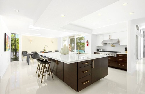 Chino Canyon House | Designer 4-Bedroom Home with Pool - LuxeLife!