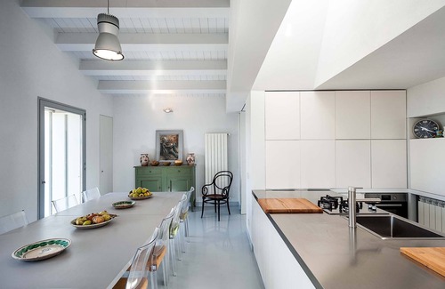 Monterosso Almo Villa | Designer country villa with pool in Ragusa, Sicily