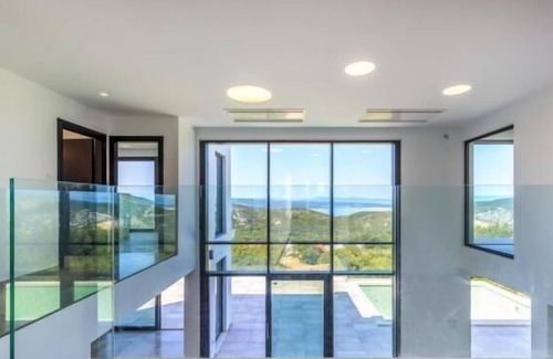 Vinodolska opcina House | Designer holiday home with hot tub