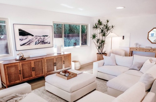 Fire Mountain House | Designer Home by the Beach w/Fire Pit & 1/3 Acre