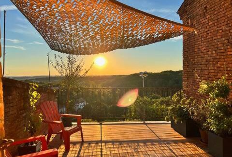 Lafrancaise House | Designer townhouse with 2 stunning terraces