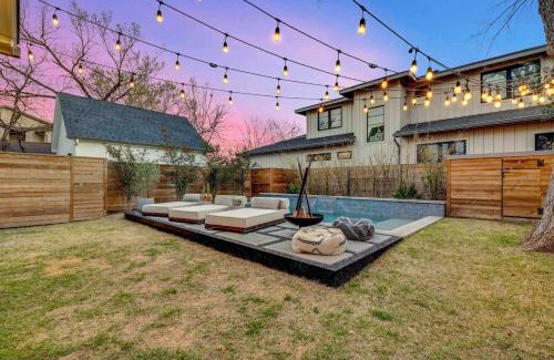 Zilker House | Designers Home near DT w Pool