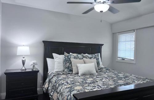 Southwest Anaheim House | Destination #09