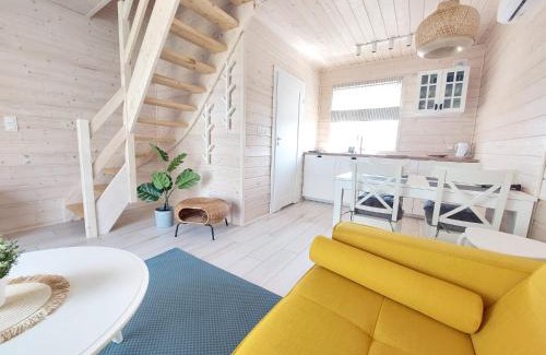 Mielno House | DESTINO wakacyjne domki-dwa podgrzewane baseny-drink bar
