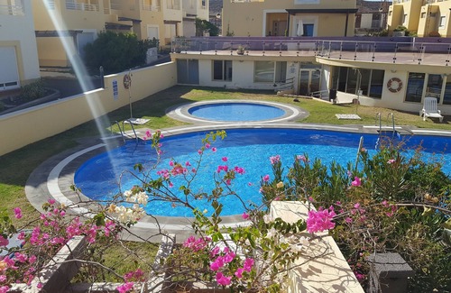Caleta de Fuste Villa | Detached Poolside Villa with private access. Fully licensed VV-2-35-0005465