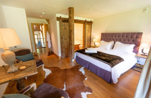 Samoens Other | Detached 500m2 Farmhouse with Yoga Studio, Hot Tub and Sauna
