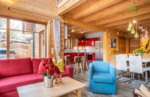 Kaprun Ski Chalet | Detached chalet in Kaprun with sauna and hot tub