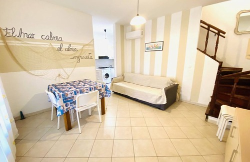 Lido delle Nazioni Villa | Detached house with 8 beds, 2 gardens, 300 meters from the sea, barbecue