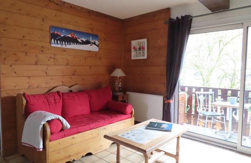 Samoens Apartment | Detached house 5 minutes from village center and cable car