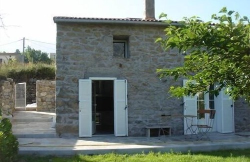 Calacuccia House | Detached stone house - air-conditioned - shady garden (sleeps 2)