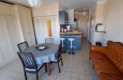 Palavas-les-Flots Apartment | Deux Pièces , vue Exceptionnelle sur Canal, Mer, Port et Étangs