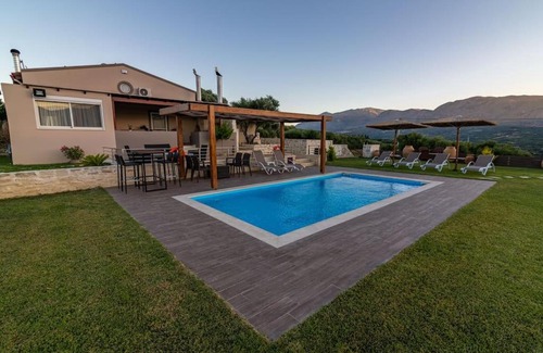 Malevizi Villa | Deva's Full View Villa
