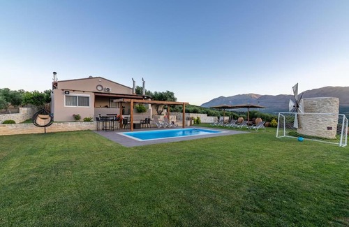 Malevizi Villa | Deva's Full View Villa