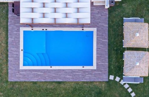 Malevizi Villa | Deva's Full View Villa