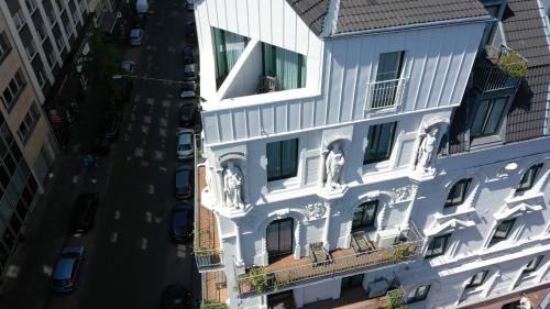 Stadtmitte Hotel | DEVIN Art Hotel