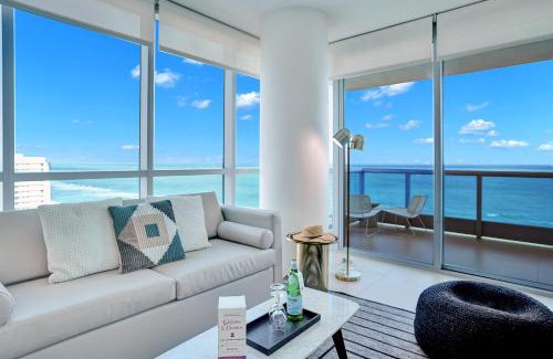 North Beach Apartment | Dharma Home Suites Miami Beach at Monte Carlo