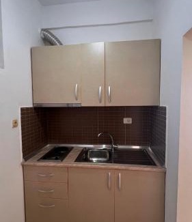 Borsh House | Dhoma Plazhi Husi