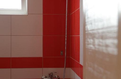 Qeparo Bed & Breakfast | Dhrami Rooms