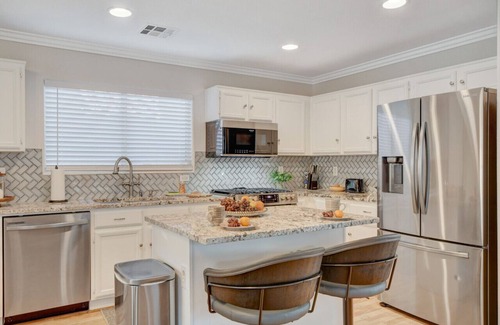 Rhodes Ranch House | Diablo Pool/Spa 3 bedrooms kids great pets ak