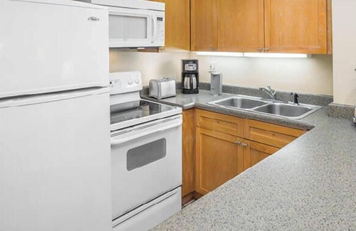 Daytona Beach Villa | Diamond Resorts Daytona Beach Regency - 2 Bedroom Lockoff