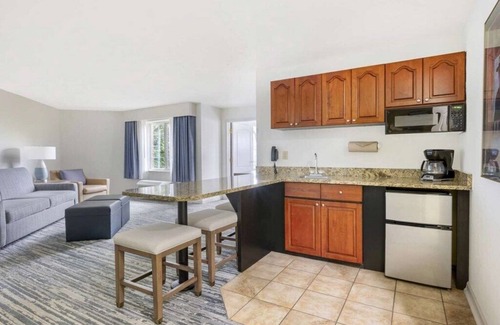 Mishawaka Villa | Diamond Resorts Varsity Clubs of America - South Bend - The Alumni House