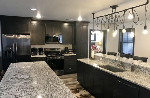 Rapid City Cabin | Diamond Spur Lodge-Luxury Vacation Home 8 miles from Mt. Rushmore