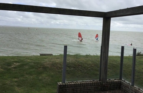 Makkum Apartment | Dijkvilla on the IJsselmeer