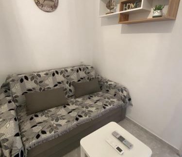 Nea Iraklia Apartment | Dimelso View