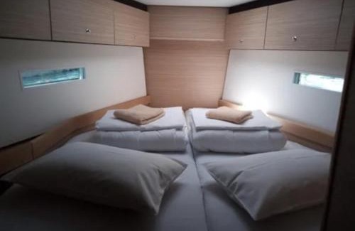 Punat Boat Rental | Dingač