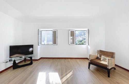 Porto da Cruz Apartment | Dinos Sea View