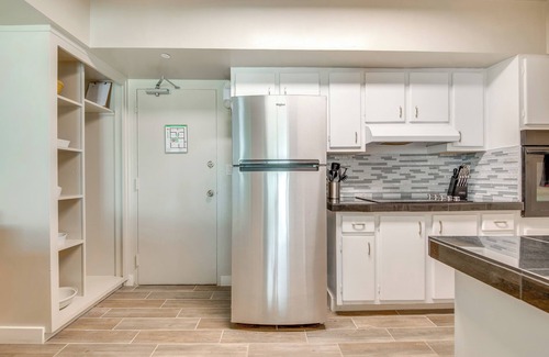 South Patrick Shores Condo | Direct Beach Access & View: Satellite Beach Condo!