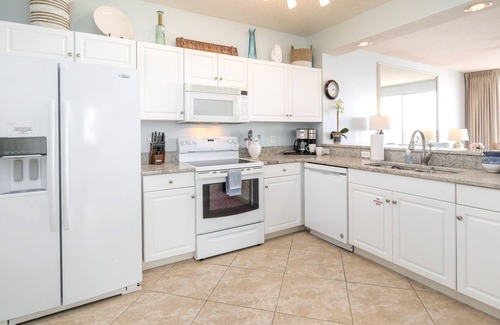 Fort Walton Beach Condo | Direct Beach Front, Free Beach Service, Exceptionally Clean, Amazing Reviews!
