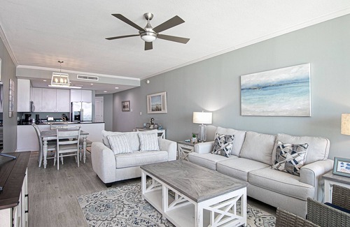 Biloxi Condo | Direct Beachfront 5th. Floor center unit with Million Dollar Views. Seabreeze.