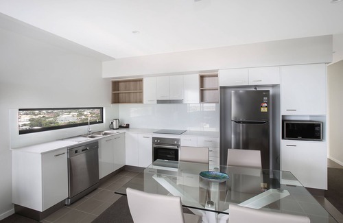 Mooloolaba Hotel | Direct Collective - Seabreeze Mooloolaba