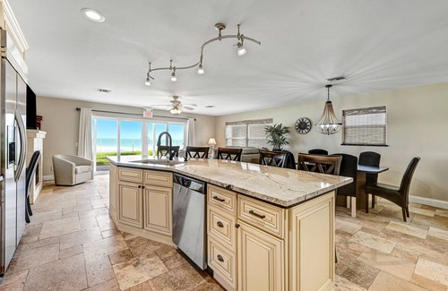 Floridana Beach House | Direct Oceanfront Heavenly Retreat