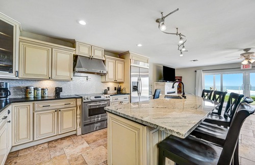 Floridana Beach House | Direct Oceanfront Heavenly Retreat