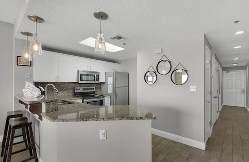 Destin Condo | DIRECT OCEANFRONT! No streets to cross! Unobstructed views! Sterlings Sands 211
