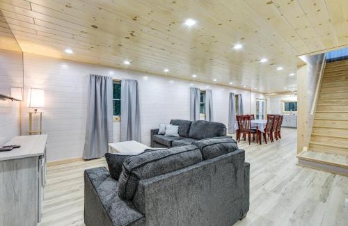 Lyons Falls House | Direct Trail Access Lyons Falls Getaway with Views!