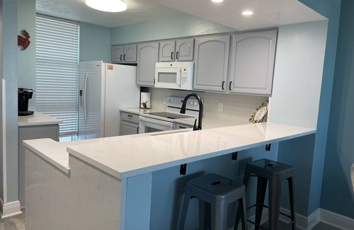 Gulf Lagoon Beach Condo | Directly on Panama City Beach! 5 STAR, Property, bring your dog!n