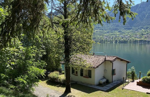 Idro House | Directly on the lake