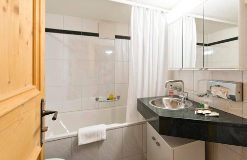 Celerina-Schlarigna Apartment | Director s Residence