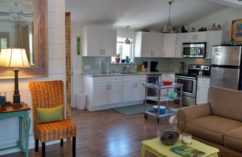 Butler Beach Cottage | DISCOUNT RATE Nov & Dec. St Augustine Beachside Cottage near Butler Beach
