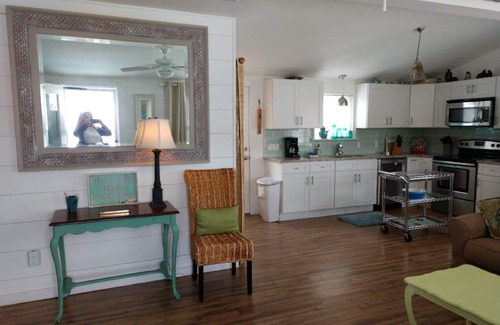 Butler Beach Cottage | DISCOUNT RATE Nov & Dec. St Augustine Beachside Cottage near Butler Beach