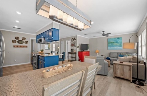 Fort Morgan House | Discount Sale 9/20-9/30! Fort Morgan Free Parking!