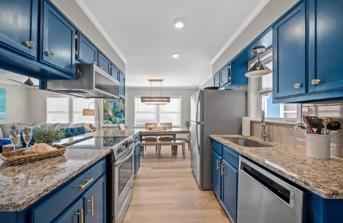 Fort Morgan House | Discount Sale 9/20-9/30! Fort Morgan Free Parking!
