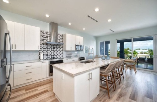 Key Colony Beach Villa | Discount to Jan 31! 4/4! Private Pool, Paddleboards & Lots of Great Amenities!