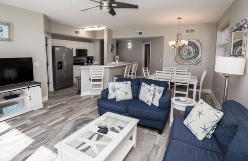 Miramar Beach Condo | Discounted rates for remaining Oct dates - 5 star 3 bed/3 bath beachfront unit!