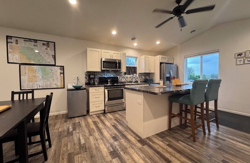 Sheridan Apartment | Discover our inviting 3-bdrm, 2-bathroom home, ideally situated near fairgrounds, hospital, VA, & downtown Sheridan. This newer-built residence offers all the comforts & conveniences you need for a pleasant stay, making it perfect for longer stays.