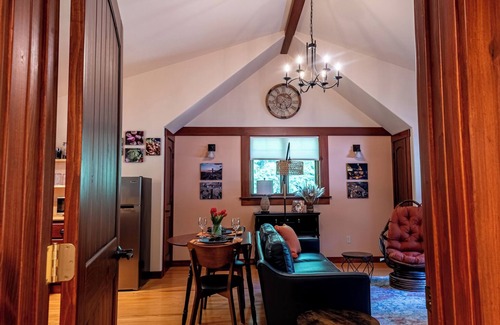 Adelma Beach Apartment | Discovery Ridge Studio-A Peaceful Country Getaway