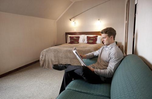 Palmerston North Hotel | Distinction Coachman Hotel, Palmerston North